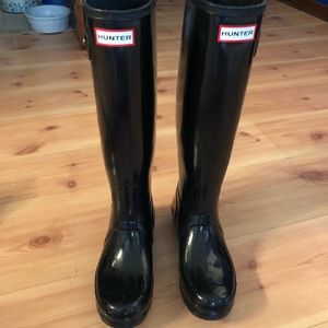 Tall Black Glossy Hunter Boots
